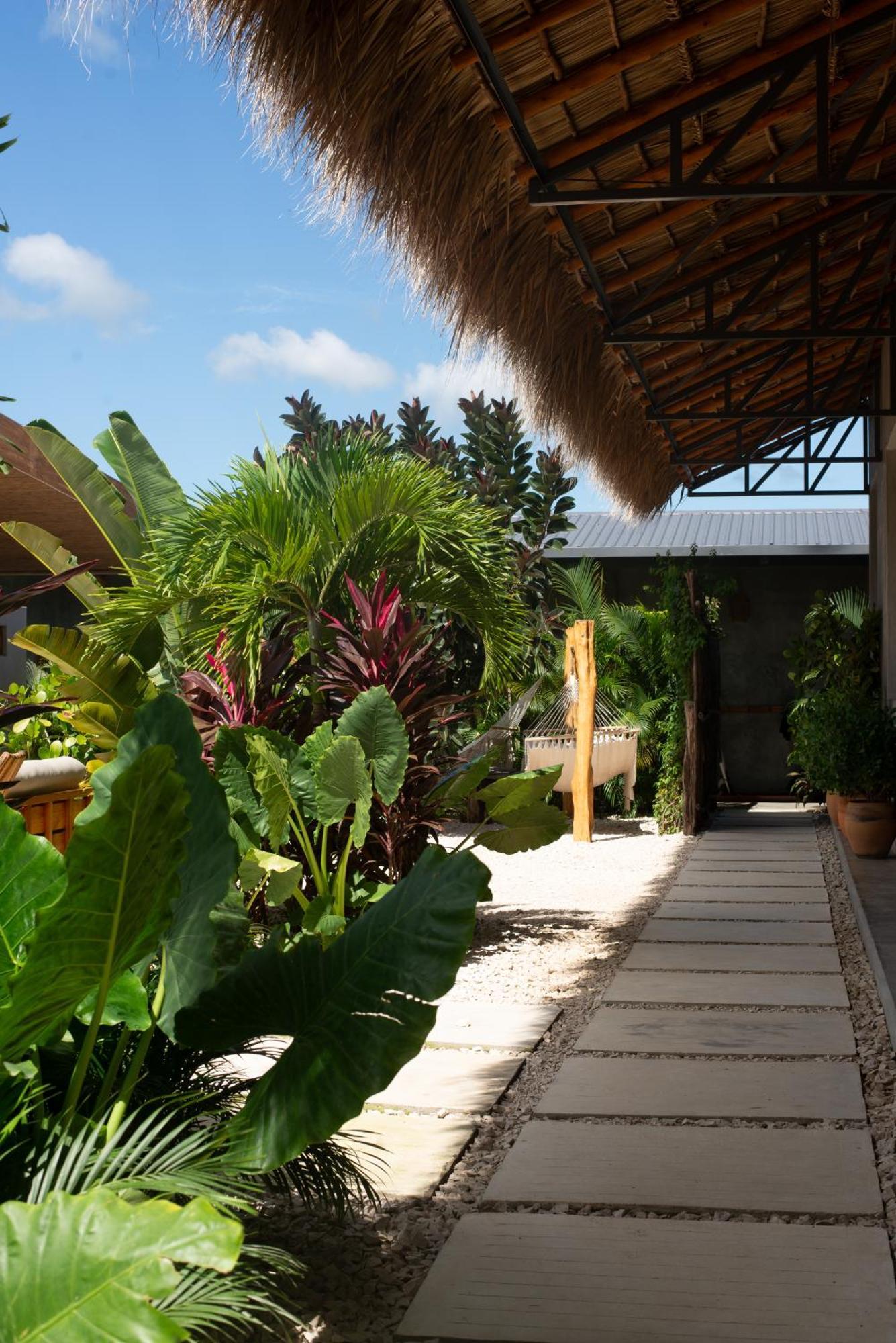 Tukasa - Surfhouse Popoyo Hotel Eksteriør billede